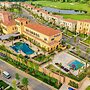 Wyndham Sky Lake Resort and Villas