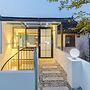 Floral Hotel Yi Shu Yu She Zhouzhuang