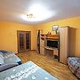 Apartment on Okeanskiy Pr. 48-29