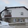 Quiet Apartment Along a Stream in Halenfeld
