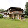 Cosy Apartment in Neukirchen near Krimmler Waterfalls