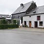 Pretty Cottage with 2 Bathrooms near Neufchateau