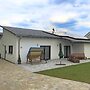 Holiday Home with Garden & Terrace in Bodenwöhr near Hammersee