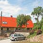 Authentic Holiday Home with Garden near Trutnov