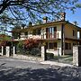 Luxurious Villa in Lombardy with Garden & Hot Tub