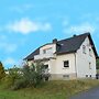 Cozy Apartment in Neumagen-Dhron near Lake Mosel with Garden