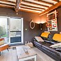 Traditional Cottage With Private Terrace