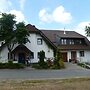 Apartment With Private Garden in Brachthausen