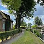 Cozy House with a Boat near Giethoorn & Weerribben Wieden National Par