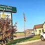 Country Club Inn & Suites