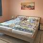 Apartment in Ellar With Garden