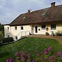 Flat in Polle Near the Forest
