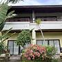 Sea Breeze Bungalow