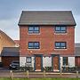 Warwick Serviced Home for 8 walking distance to University