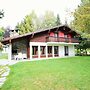 Spacious Chalet near Forest