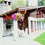 Spacious Chalet near Forest