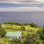 Hale Hamakua 3 Bedroom Home by RedAwning