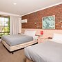 Bristol Hill Motor Inn