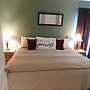 201 Colonial Crest Pigeon Forge Retreat