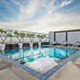 Country Inn & Suites by Radisson, Gurugram Sector 12