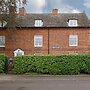 Springfield House - Birmingham Airport & NEC