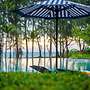 Le Méridien Phuket Mai Khao Beach Resort
