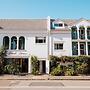 Stoke Beach House - Hostel