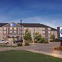 Best Western Thompson Hotel & Suites