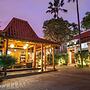 SMV . 10-BR · 10BR Pool Prime Area Walk to Beach and Shops