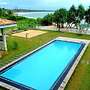Guru Beach Resort