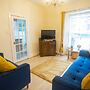 Sandgate 2-bed Apartment in Ayr Central Location