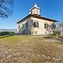 Belvilla by OYO Cosy Holiday Home With Pool