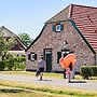 Farm Villa With Beautiful Garden, in Limburg