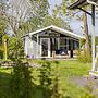 Modern Water Cottage With Microwave, in the Sneekermeer Area