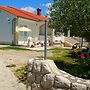 Pretty Apartment With Terrace on Island Rab
