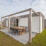Comfy Lodge Near Beach