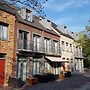 Comfortable, Modern Apartment, Just 4 km. From Maastricht