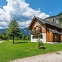Cozy Apartment in Obertraun With Pool