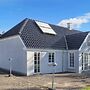 Adorable Holiday Home in Fur near Sea