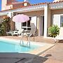 Comfortable and Well Equipped Terrace Villa With Private Pool and air 
