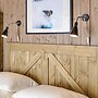 Stylish Cabin Retreat in Varden-by Traum
