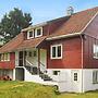 10 Person Holiday Home in Skei i Jolster