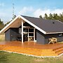 6 Person Holiday Home in Blavand