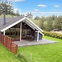 Peaceful Cottage in Øster Assels with Hot Tub