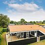 6 Person Holiday Home in Ronde-by Traum