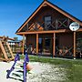 Lovely House Overlooking the Lake, Near the Sea, Ideal for 9 People