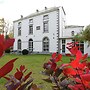 Mansion in Mettet With Garden