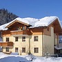 Bright Holiday Home in Huttschlag near Mountains Ski Slopes
