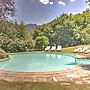 Belvilla by Oyo Rustic Holiday Home With Pool