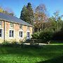 Castle Wing Situated in the Heart of a Quiet